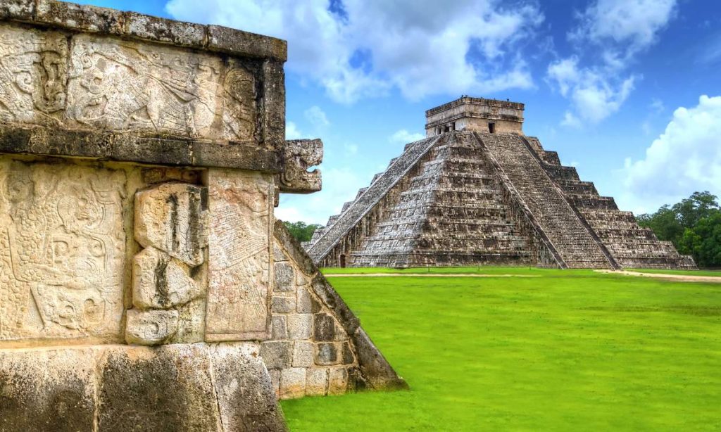 Chichen Itza travel